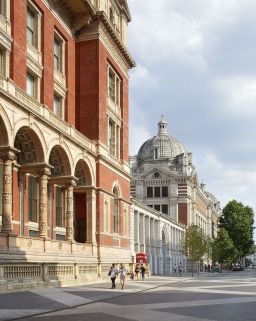 Victoria & Albert Museum