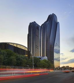 Chaoyang Park Plaza